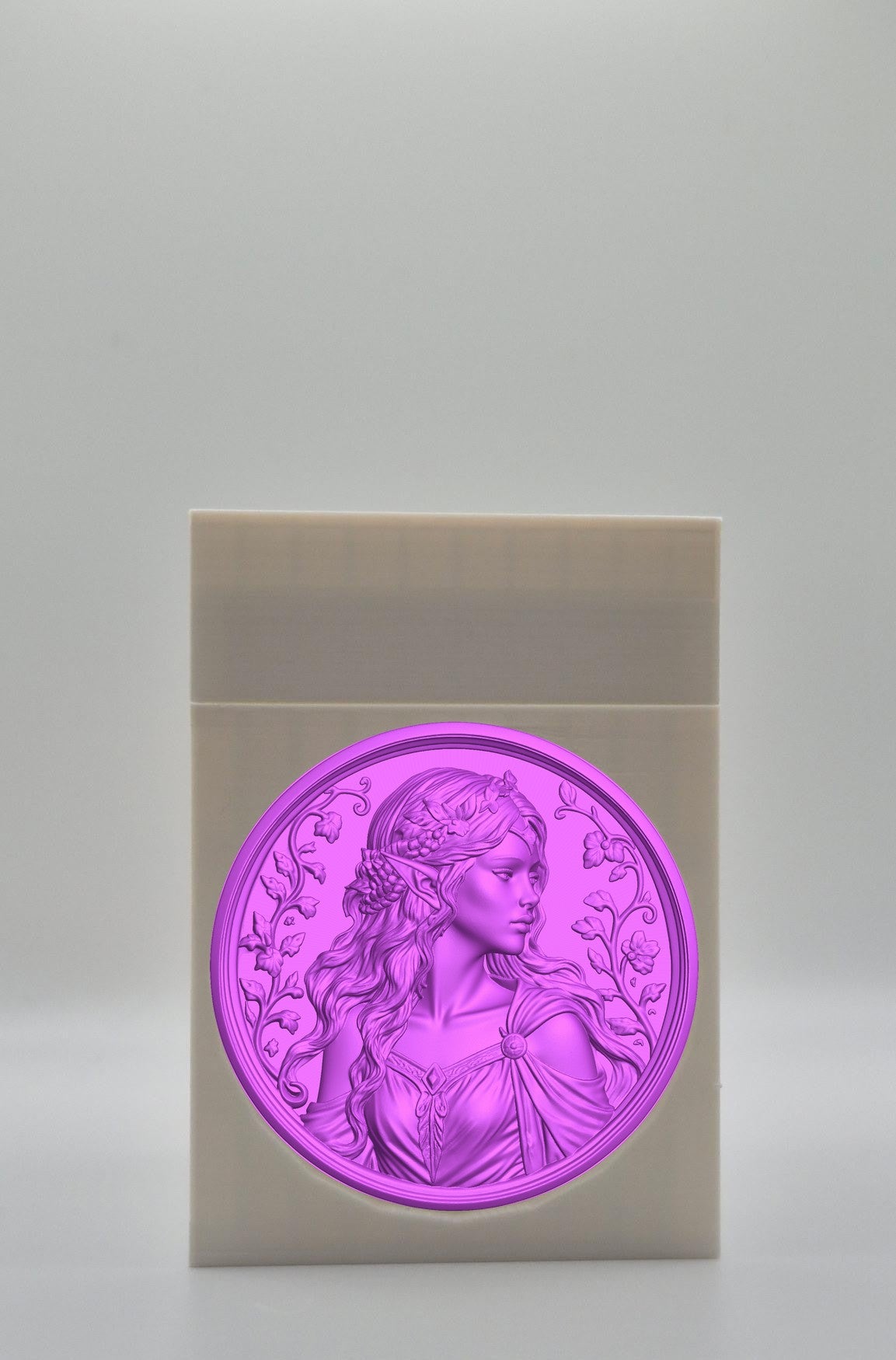Elf Maiden Card Box — White